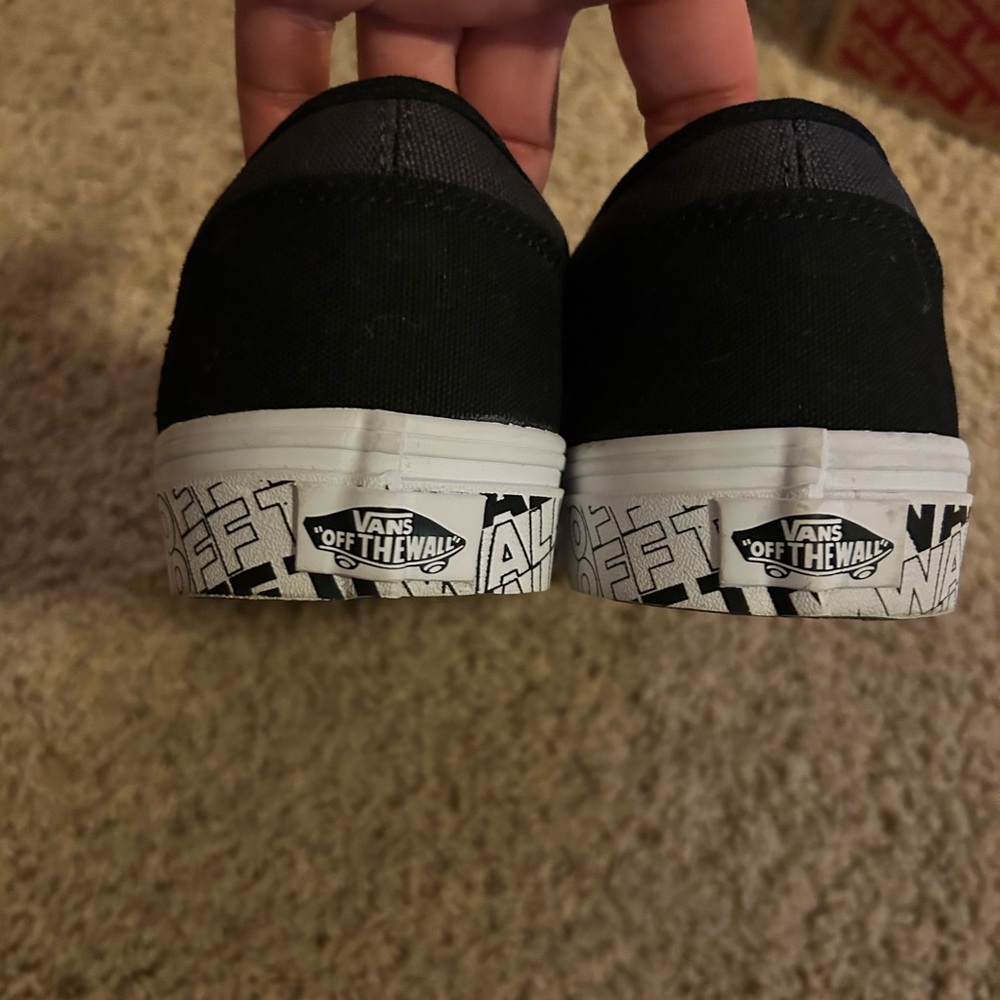 New Vans men’s 9.5 paid 80 shoot me a reasonable offer. These Are Ready To Go